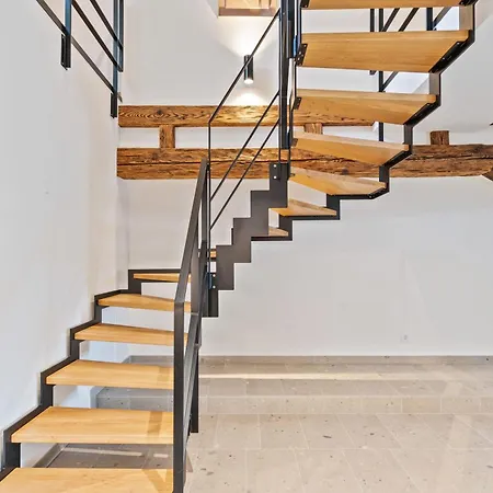 Elegant Clausen With King Bed & Wifi * Luxemburg