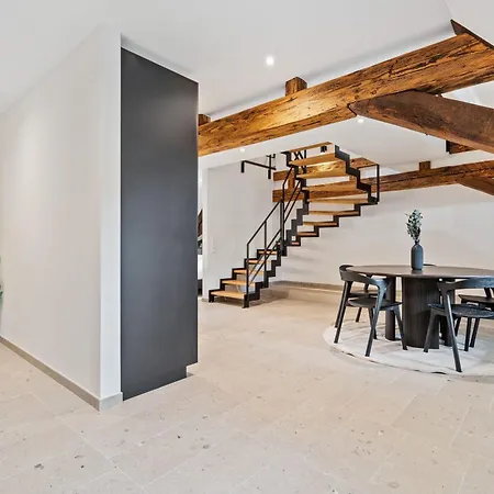 Apartment Elegant Clausen With King Bed & Wifi *