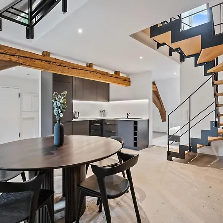 Elegant Clausen With King Bed & Wifi 룩셈부르크